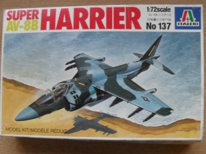 ITALERI 1/72 137 AV-8B HARRIER